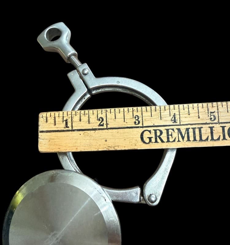 4” Sanitary Clamp Tri Clover Stainless Steel and Cap Seal - Thumbnail 2