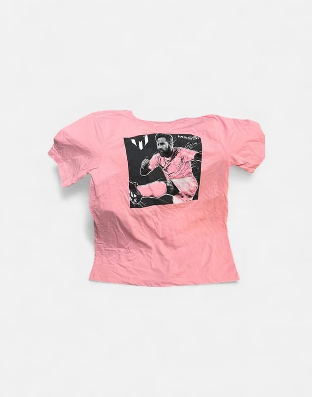 Messi Collection Pink Youth Soccer T-Shirt Size 14/16 - Image 1