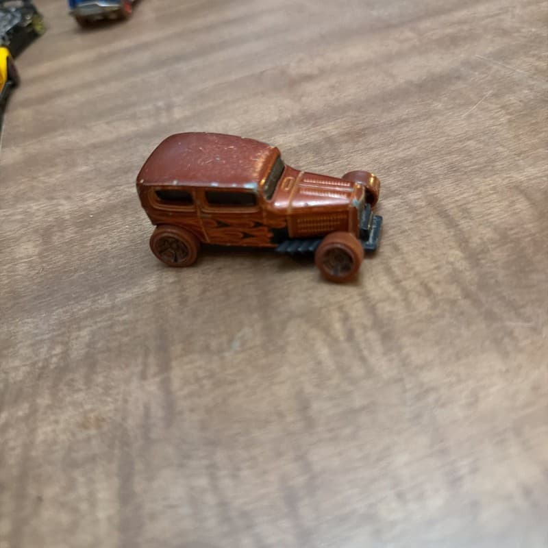 2001 Hot Wheels Midnight Otto Orange with Flames Diecast Car - Thumbnail 2