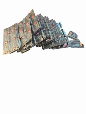 Assorted Mary K Make Up Lot Hundreds Samples - Thumbnail 13