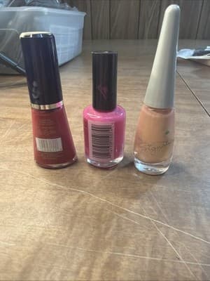 Lot of 3 Assorted Color Nail Polish; MK Signature, NY Color, Continues Color - Thumbnail 2