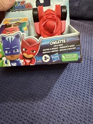 PJ Masks Owlette Action Figure Red, 3.5-inch with Mask - Thumbnail 4