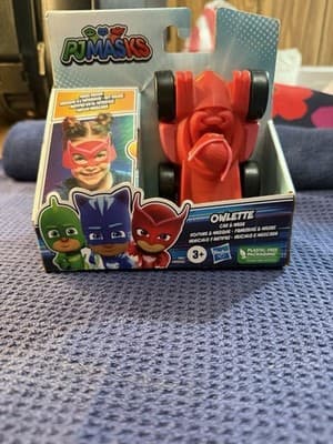 PJ Masks Owlette Action Figure Red, 3.5-inch with Mask - Image 1