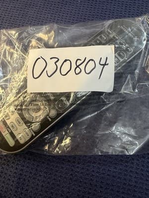 Universal Remote Control URC-R6 6-Device w/ PIP DVR DVD SAT CBL TV VCR AUX - Thumbnail 8