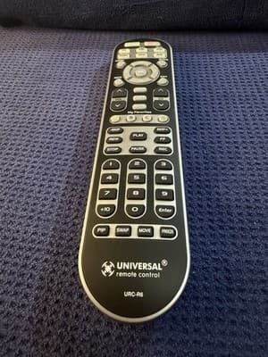 Universal Remote Control URC-R6 6-Device w/ PIP DVR DVD SAT CBL TV VCR AUX - Image 1