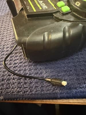 Tech Toyz Aeroblade Glow in the Dark RC Helicopter Transmitter Remote Control - Thumbnail 8