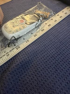 New AC Remote Control R09B/BGCE w/ Batteries Sleep Timer LED Fan Mode Lock - Thumbnail 7