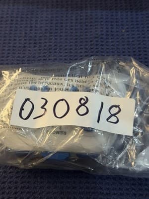 DGL Toys 2.4G RC Drone Remote Controller Replacement No Battery Cover - Thumbnail 9