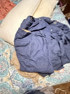 U.S. Air Force enlisted service dress uniform (likely 1960s–1970s era) - Thumbnail 8