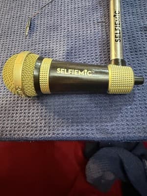 SelfieMic Gold Karaoke Selfie Stick Microphone Set Worlds Apart Used No Box - Thumbnail 2