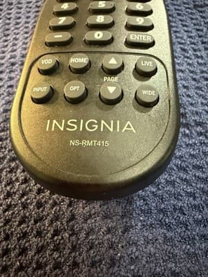 INSIGNIA NS-RMT415 4-Device Universal Remote Control - Tested, Works - Thumbnail 3