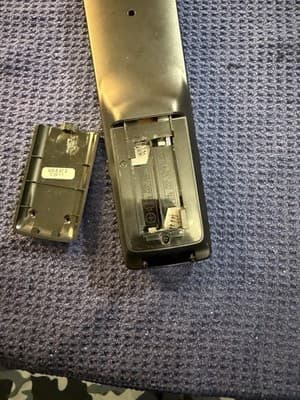 Sharp AQUOS GA762WJSA OEM Original Remote Control LC-32BD60 LCD HDTV TV Genuine - Thumbnail 7