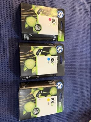 Lot HP C9391AN Cyan C9392AN Magenta C9394AN Yellow Color Ink Cartridge # 88XL - Image 1