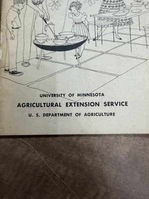 Outdoor Cookery for the Family 1963 USDA Extension Bulletin 293 Barbecue Book - Thumbnail 3