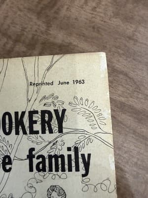 Outdoor Cookery for the Family 1963 USDA Extension Bulletin 293 Barbecue Book - Thumbnail 2
