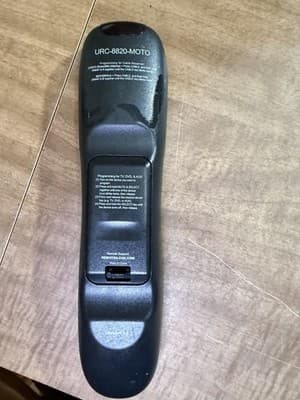 Cox URC-8820-MOTO Universal Remote Control for Motorola/Cox Cable Box TV DVD AUX - Thumbnail 2