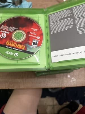 Far Cry 6 Xbox Series x/One 2021 Ubisoft Complete In Box Great Condition - Thumbnail 2