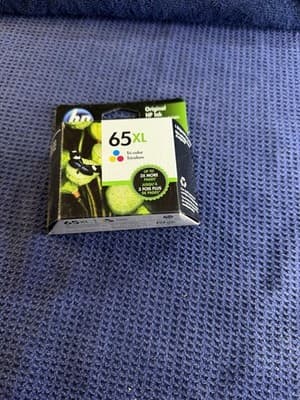 HP 65XL N9K03AN Tri-Color Ink Cartridge Genuine OEM Exp 10/2020 - Image 1