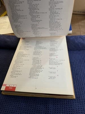 Vintage 1957 Secretarial Typing Book Manual Typewriter Keyboard Parts Lessons - Thumbnail 3