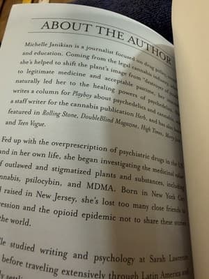 Your Psilocybin Mushroom Companion : An Informative, Easy-To-Use Guide to Unders - Thumbnail 4