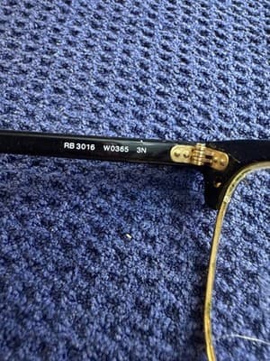 Ray-Ban RB3016 W0365 Clubmaster Classic Black Gold G-15 Sunglasses 49-21-140 - Thumbnail 4