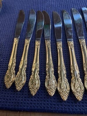 Estia Baroque Gold Korea 11pc Knife Lot 10 Dinner Knives 1 Butter Spreader GP - Thumbnail 2