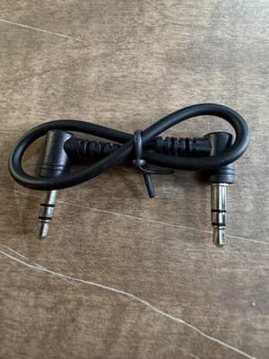 Short 3.5mm Stereo AUX Cable Dual Right Angle Male to Male Audio Patch Cord - Thumbnail 2