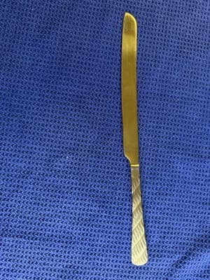 Gold Tone Judaica Challah Knife Wave Embossed Handle Shabbat Serrated Blade - Image 1