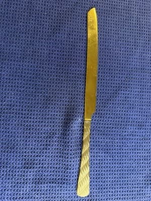 Gold Tone Judaica Challah Knife Wave Embossed Handle Shabbat Serrated Blade - Thumbnail 2