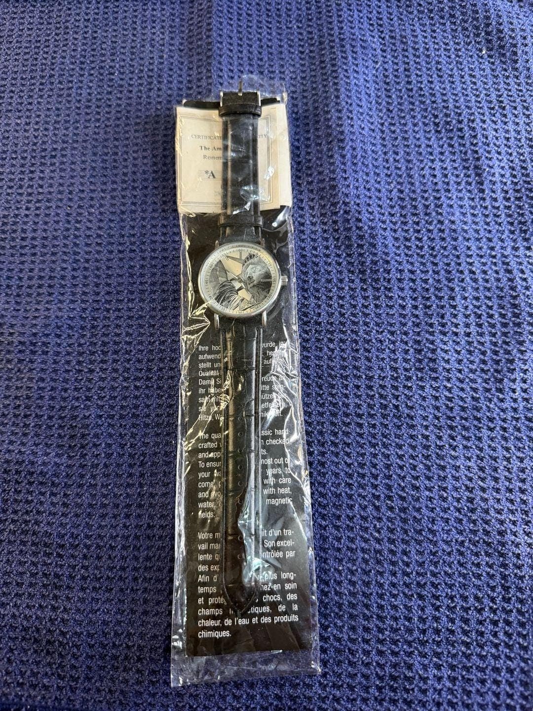 American Mint The American Spirit Remembering 9/11 Statue of Liberty - Image 1