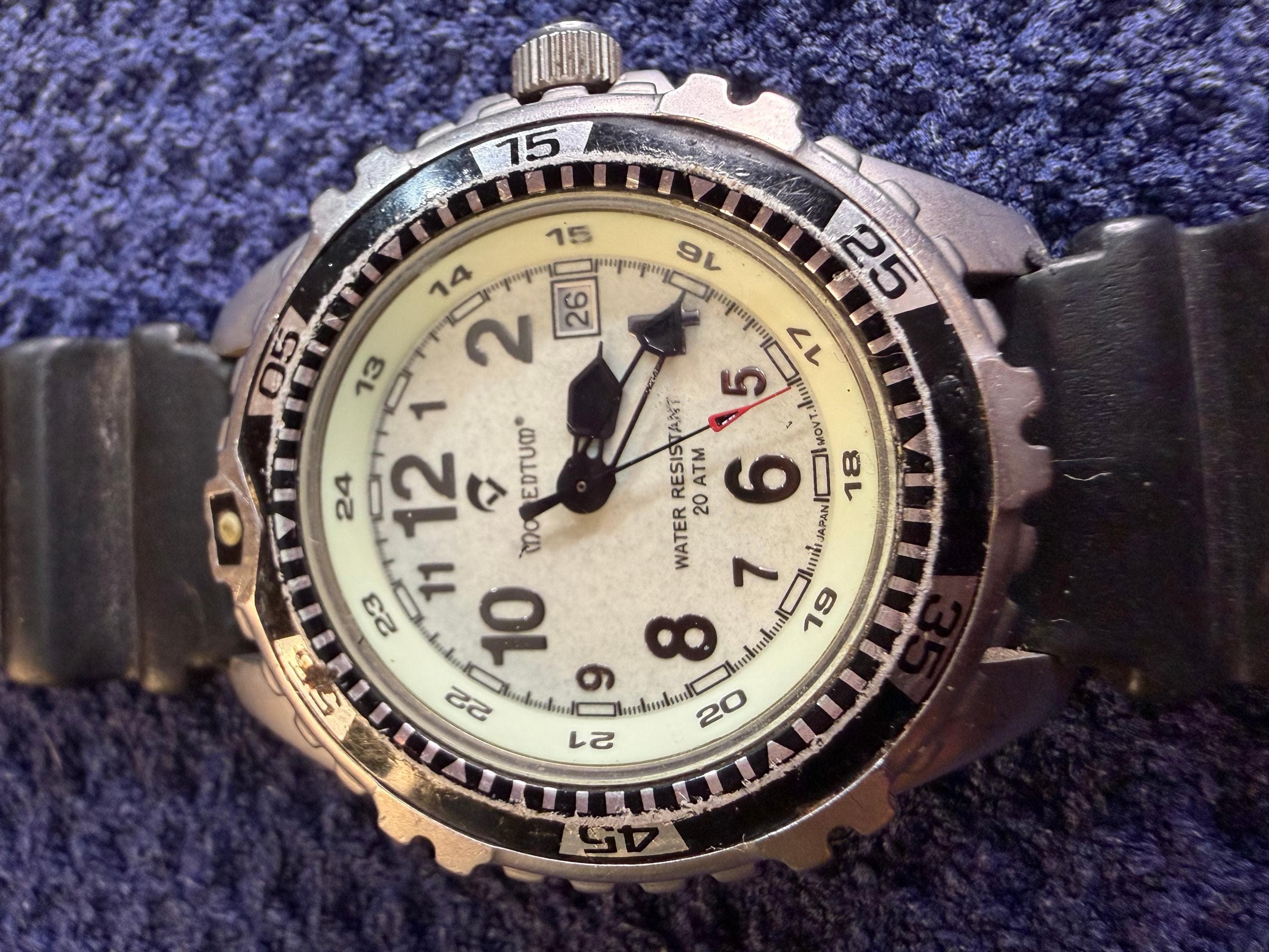 Momentum M1 Diver Watch 20 ATM Water Resistant AC Series Japan Movement - Image 1