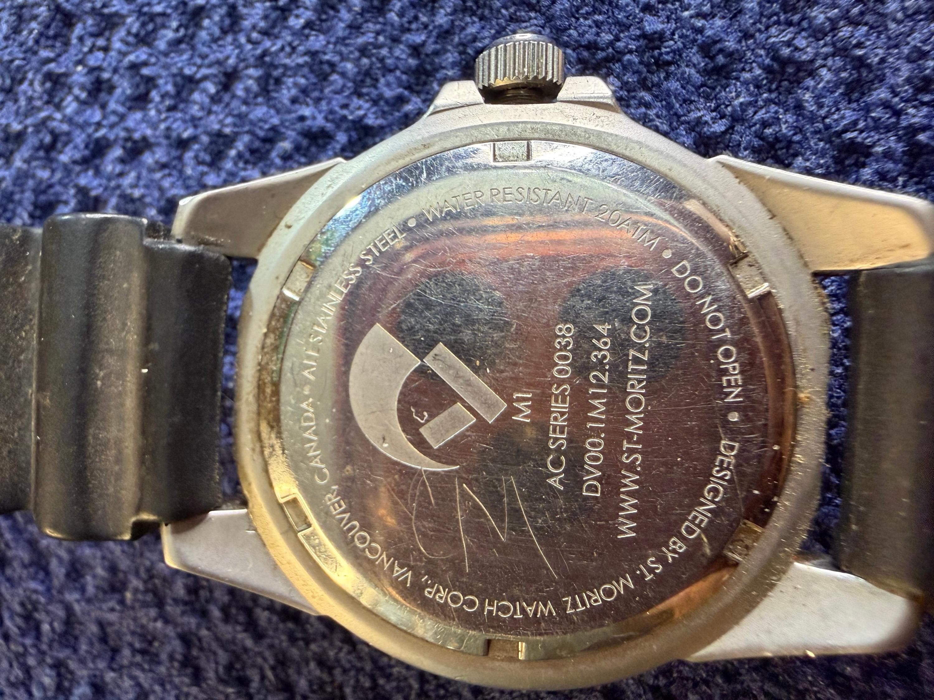 Momentum M1 Diver Watch 20 ATM Water Resistant AC Series Japan Movement - Thumbnail 2