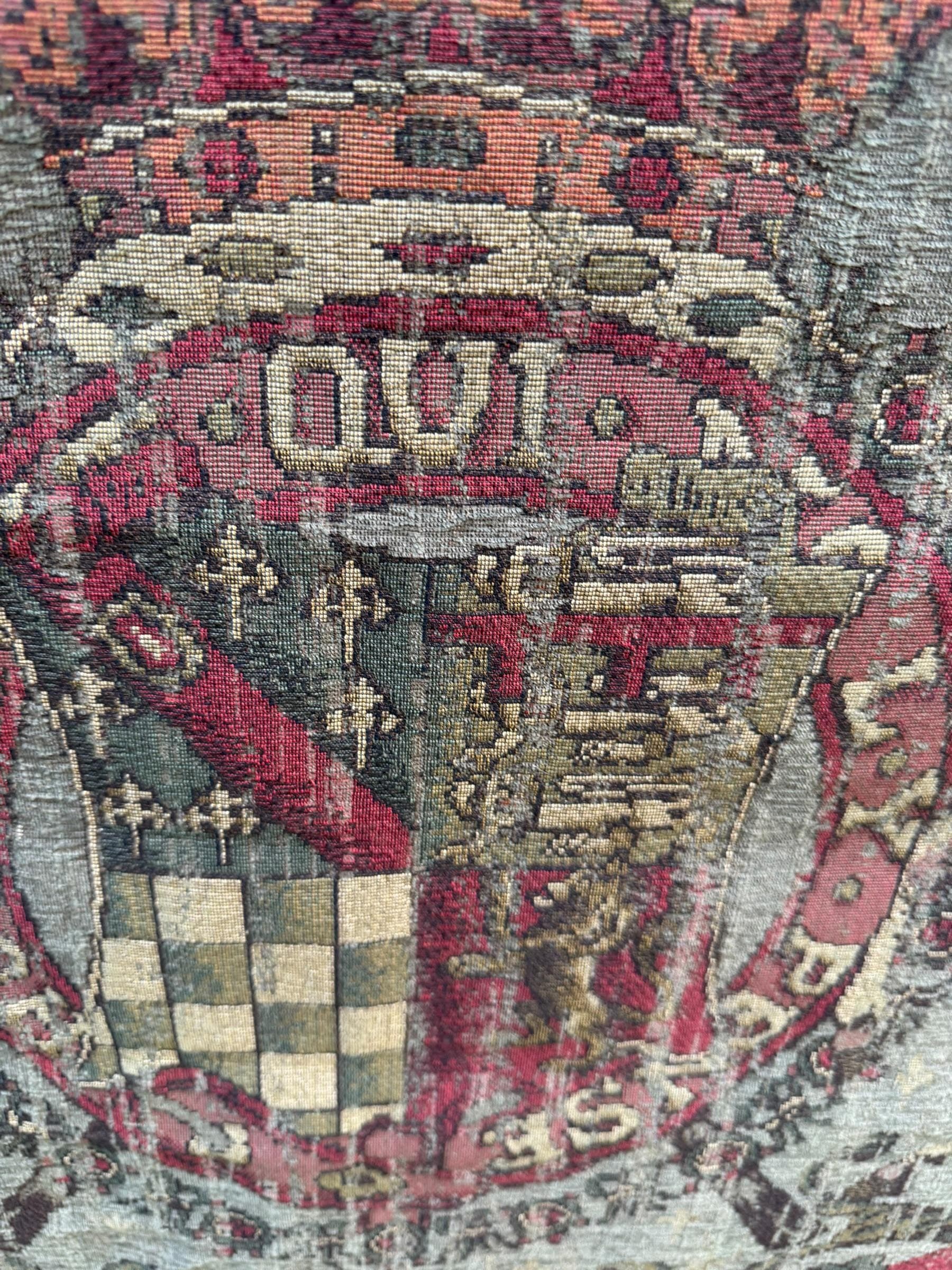 Vintage Heraldic Coat of Arms Tapestry Wall Hanging Lion Unicorn Woven Panel - Thumbnail 4