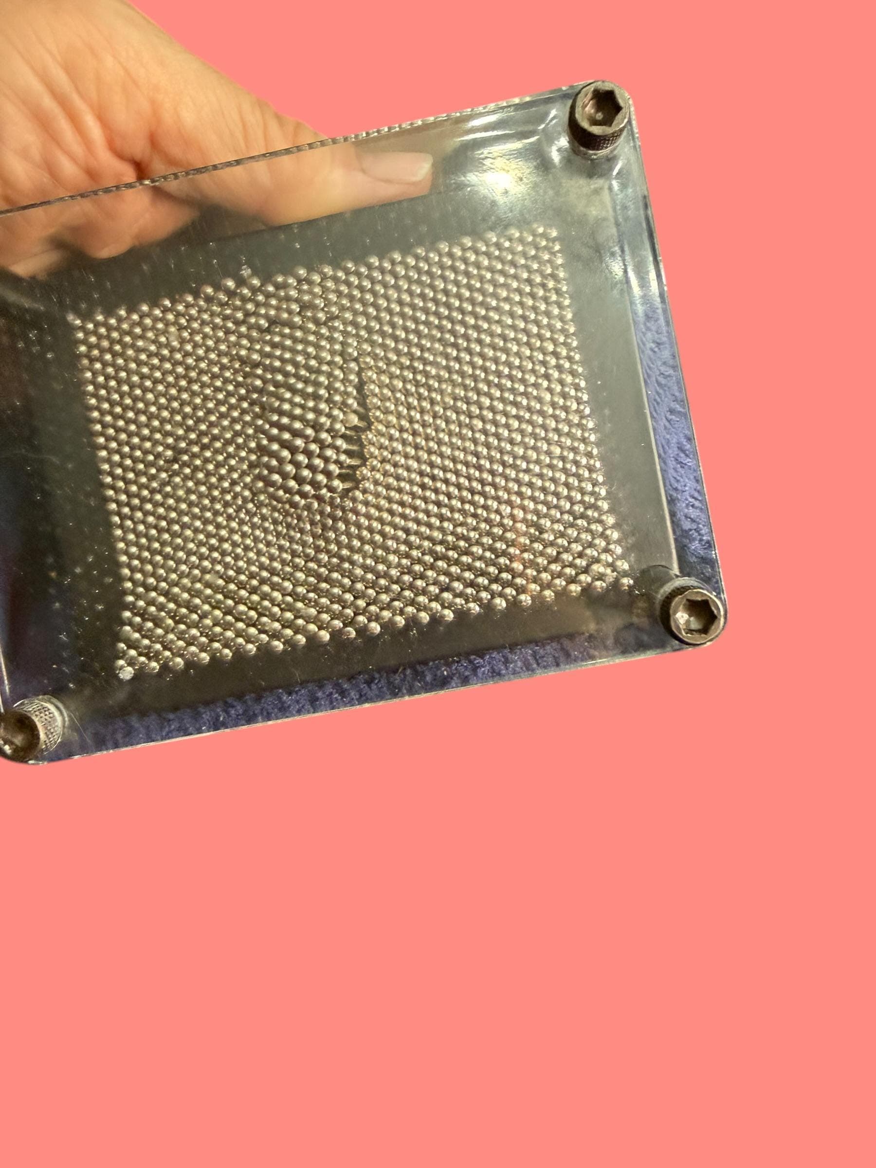 Pin Art 3D Sculpture - Thumbnail 4