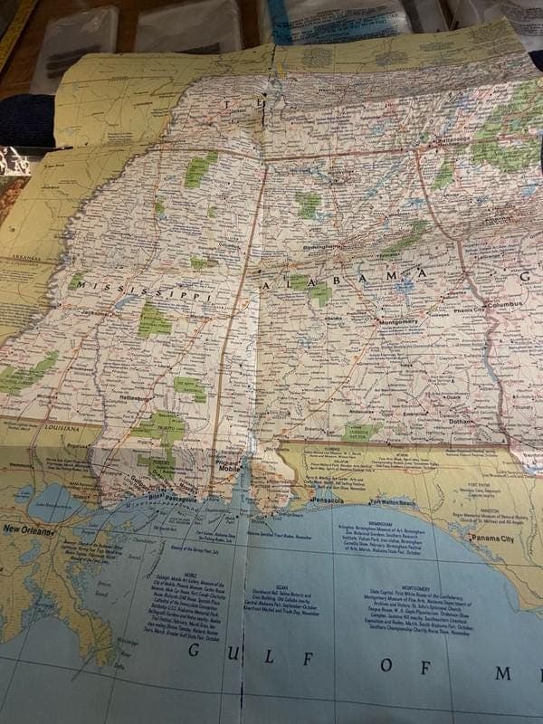 Vintage 1975 National Geographic CloseUp U.S.A. Map of Tn, Carolinas, Ga, Al, Ms - Thumbnail 2