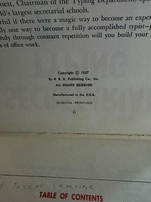 Vintage 1957 Secretarial Typing Book Manual Typewriter Keyboard Parts Lessons - Thumbnail 4