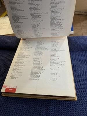 Vintage 1957 Secretarial Typing Book Manual Typewriter Keyboard Parts Lessons - Thumbnail 3