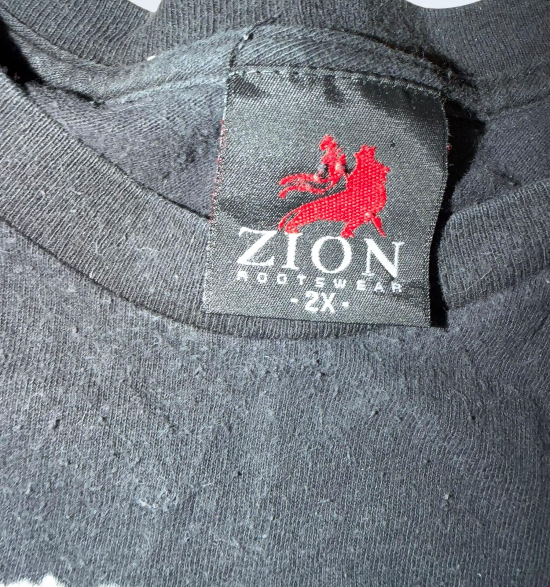 Vintage 2009 Zion Rootswear Johnny Cash Middle Finger Graphic T-Shirt 2X - Thumbnail 3