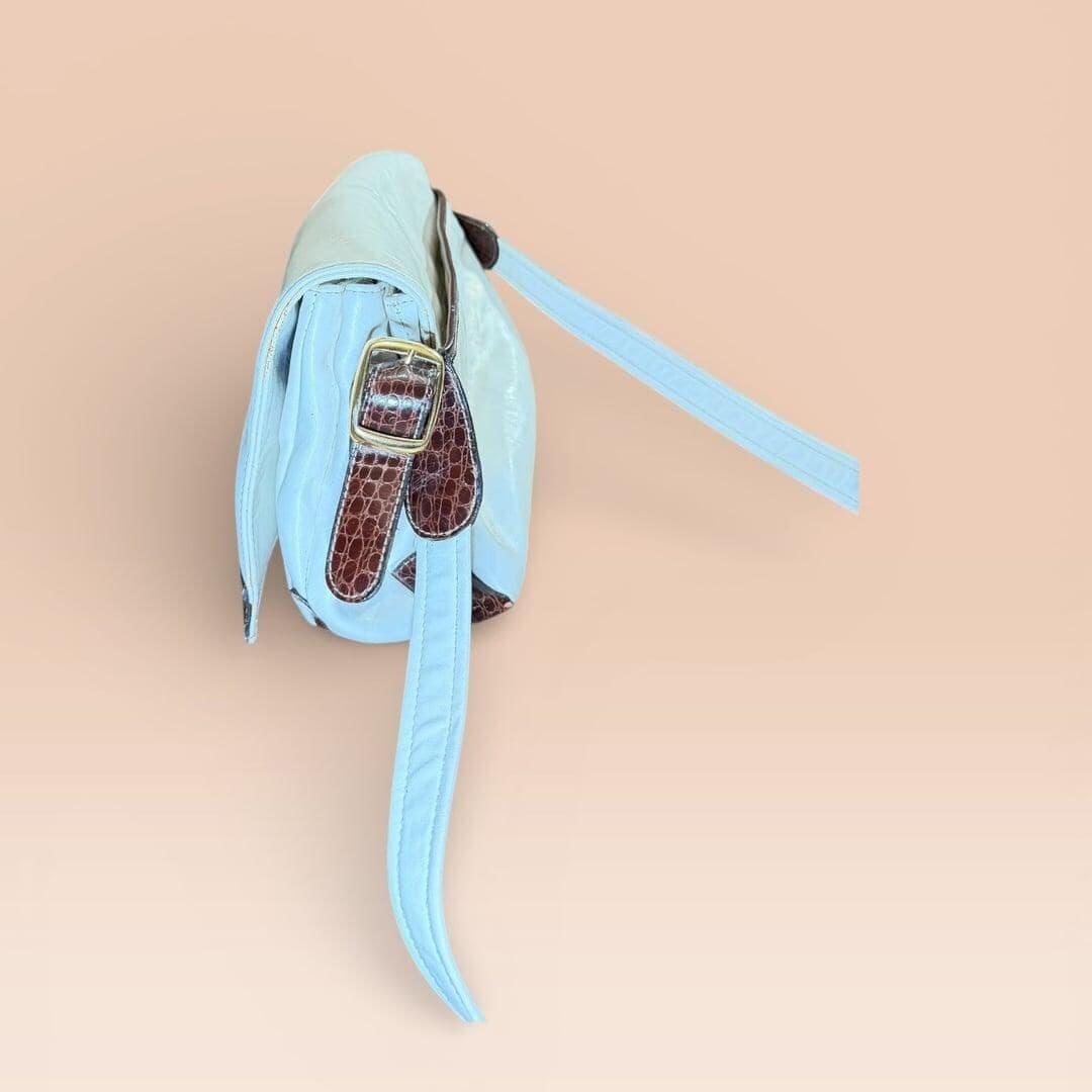 Vintage Carryland White Faux Leather Crossbody Bag with Brown Croc Trim - Thumbnail 3