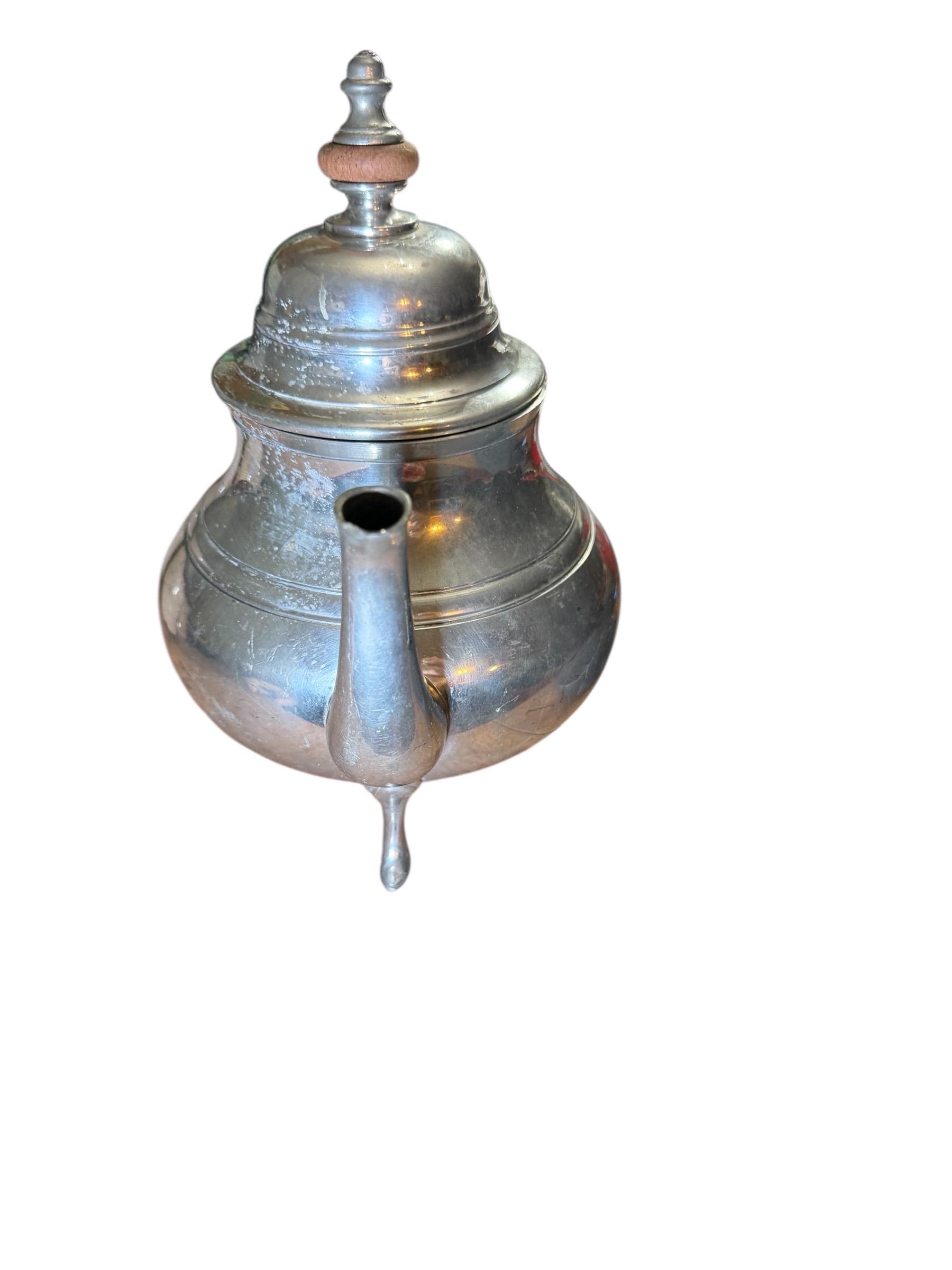 Vintage Wilton Armetale Pewter Coffee Tea Pot Wooden Handle Footed USA - Thumbnail 3