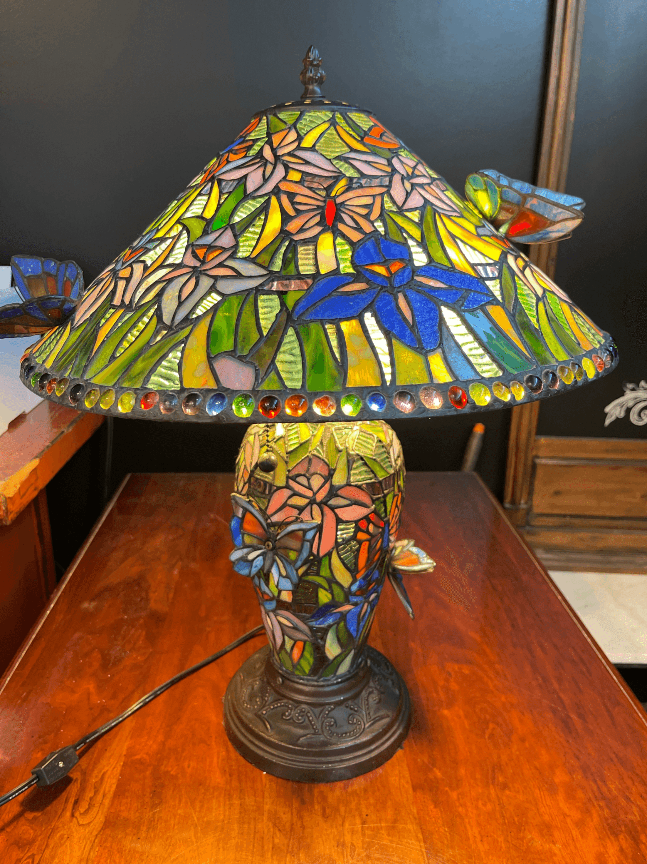 Stained Glass Butterfly Table Lamp - Thumbnail 2