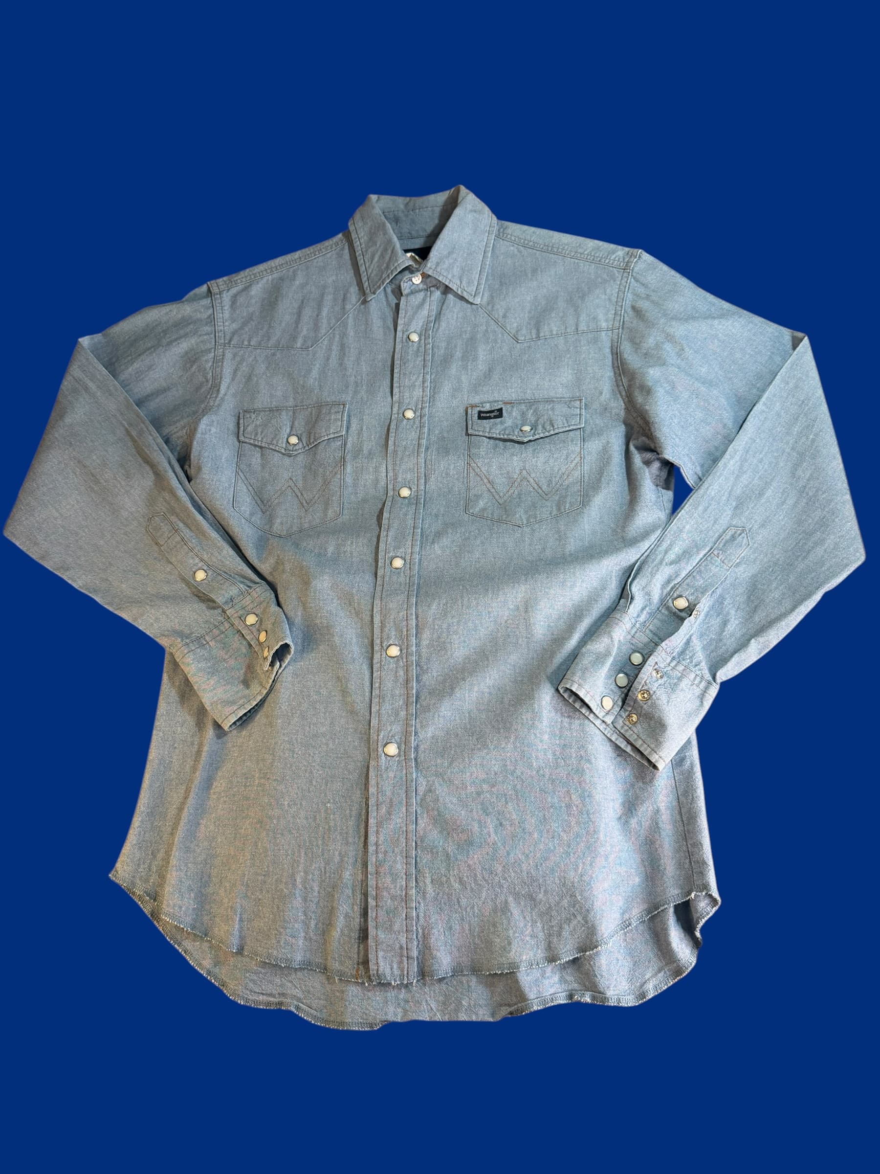 Wrangler Western Pearl Snap Chambray Shirt M Cowboy Boho Vintage Style Denim (65 - Image 1