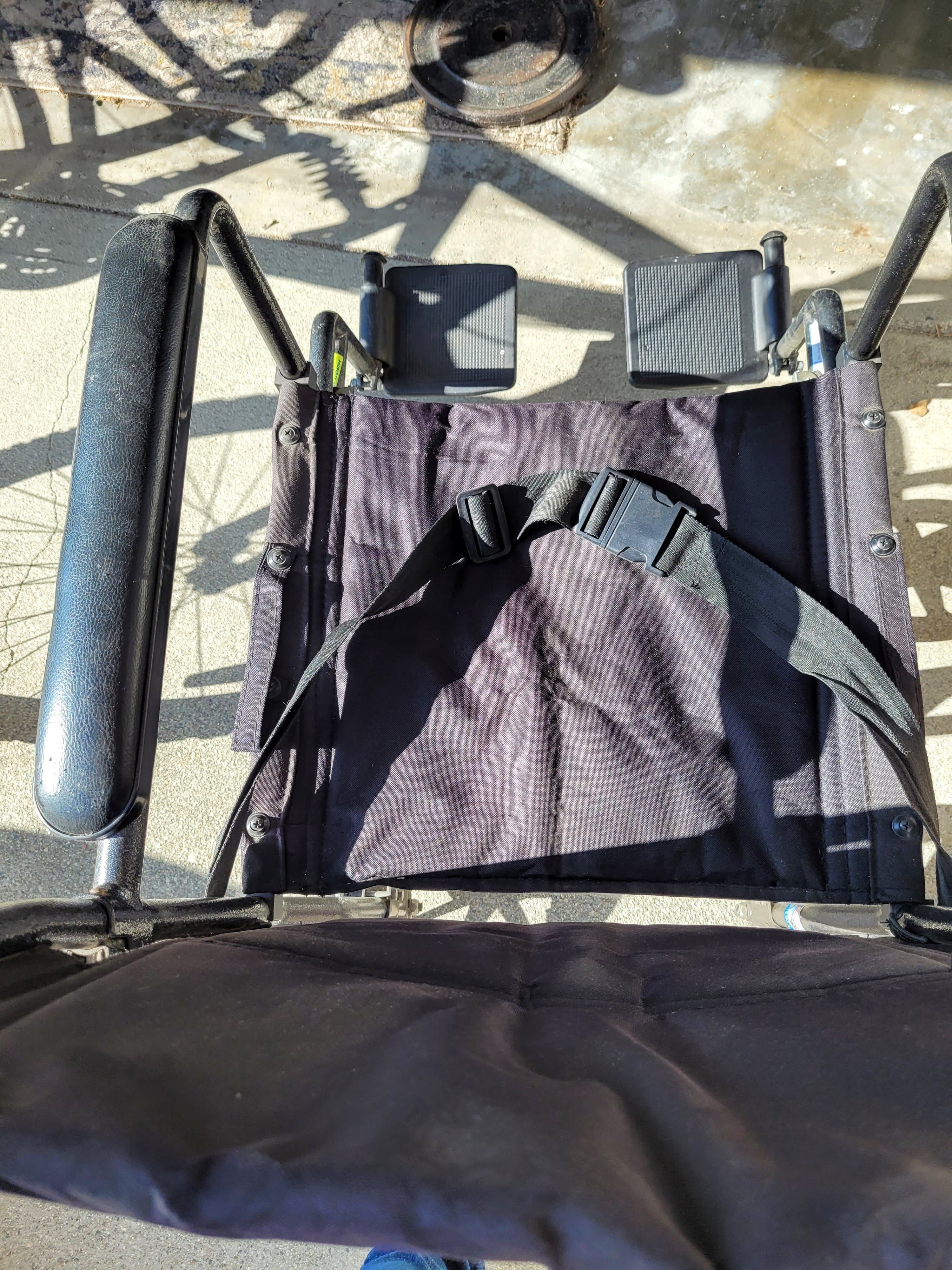 Wheelchair - Thumbnail 3