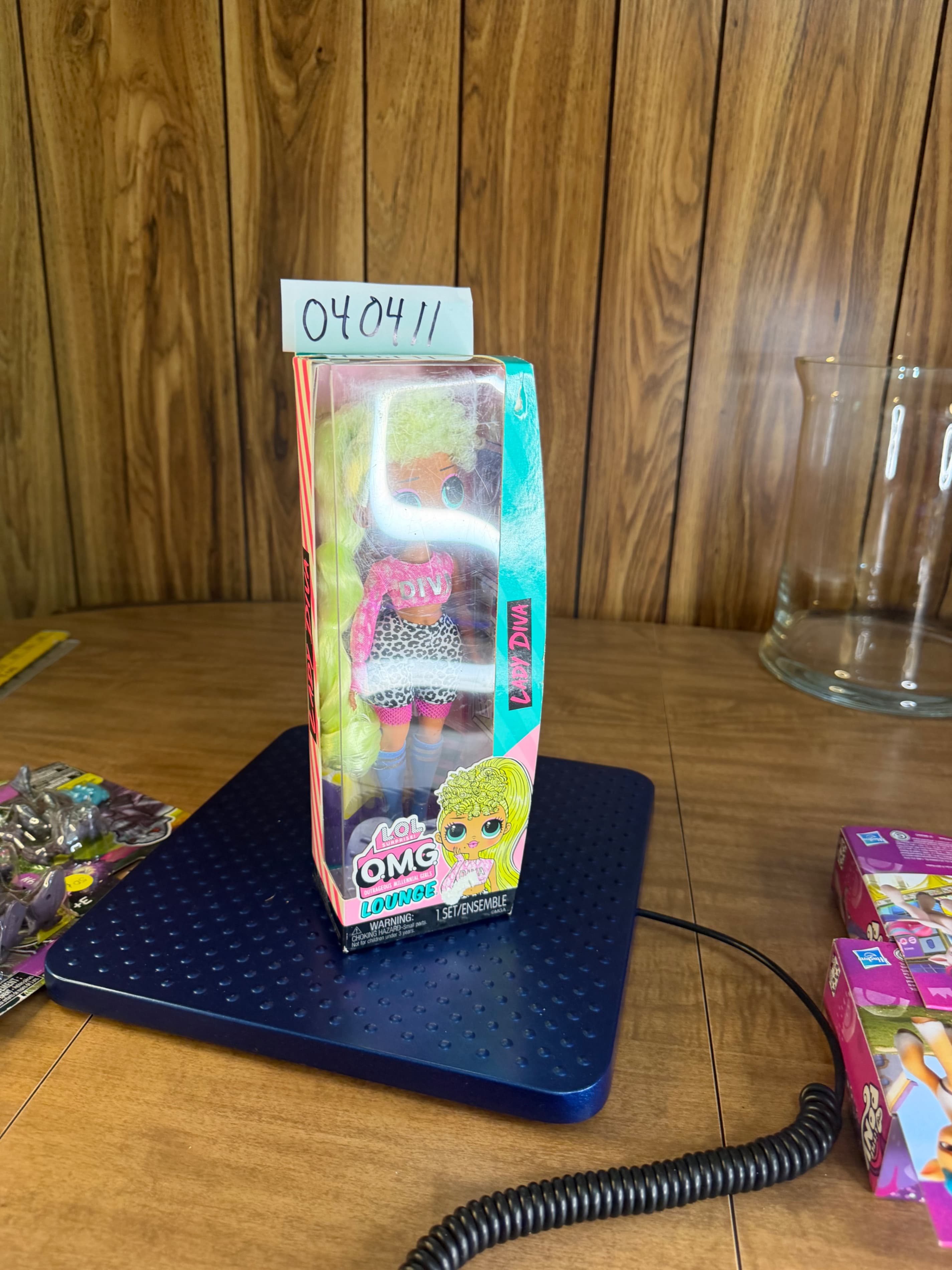 LOL Surprise OMG Lady Diva Doll - Thumbnail 6