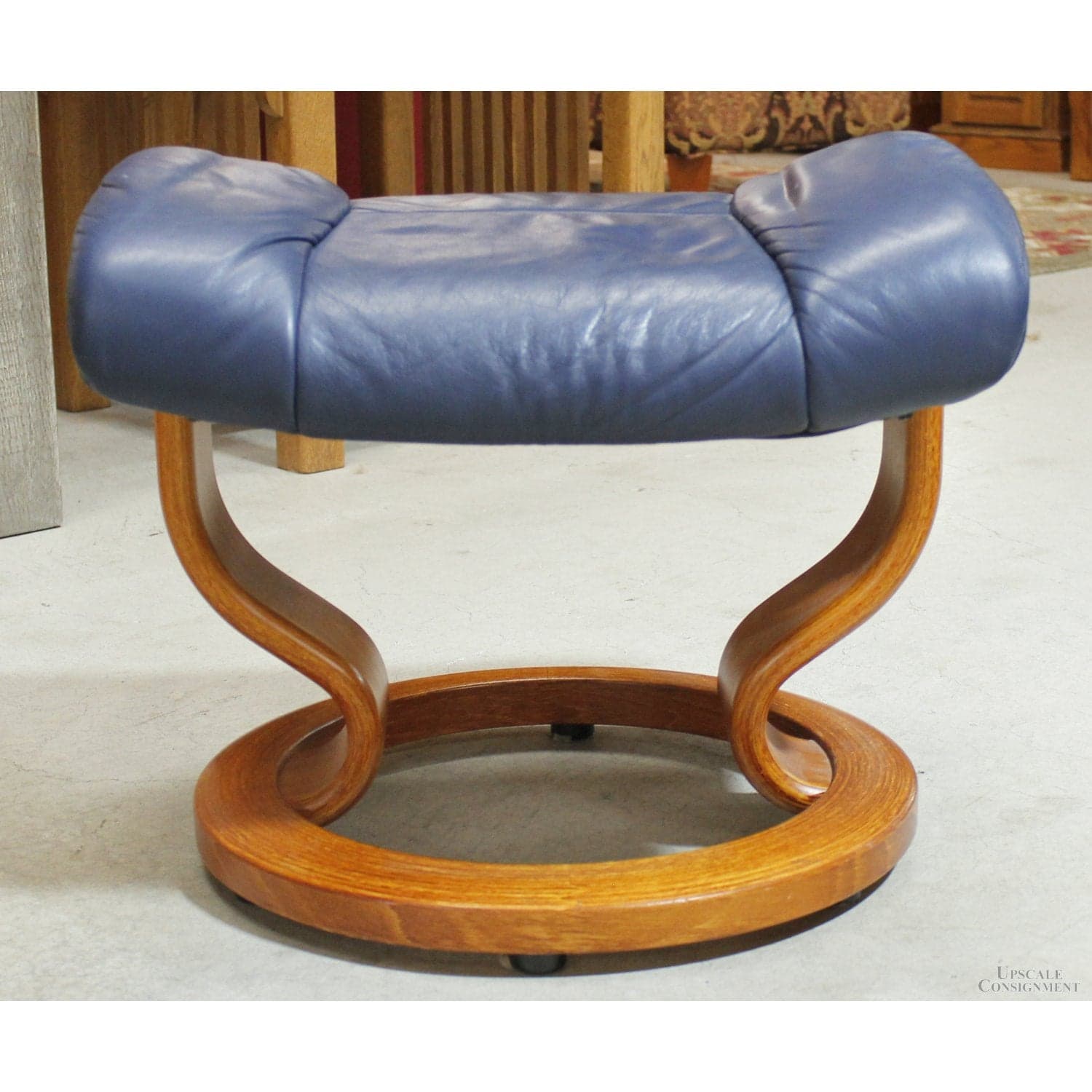 Ekorness Stressless Recliner w/Ottoman - Navy - Thumbnail 6