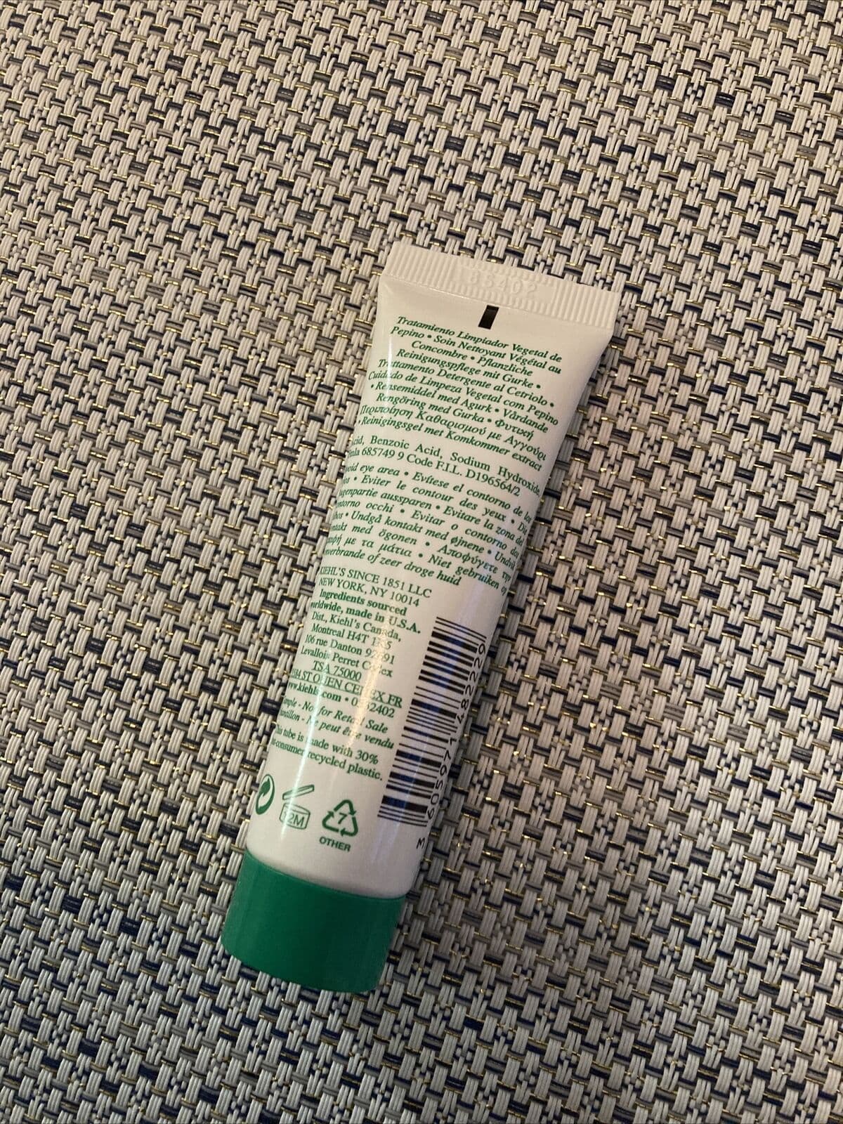 Kiehl S Cucumber Herbal Conditioning Cleanser 30ml - Thumbnail 4