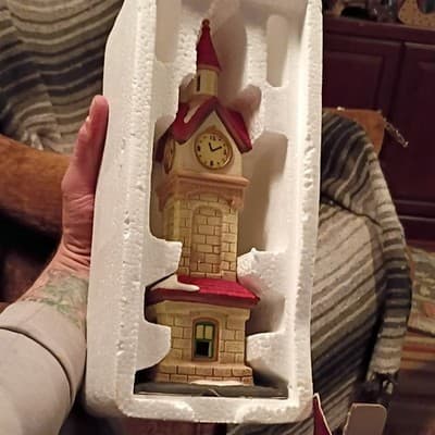 Porcelain Clock Tower Christmas Village House Painted Boxed 2000 - Thumbnail 3