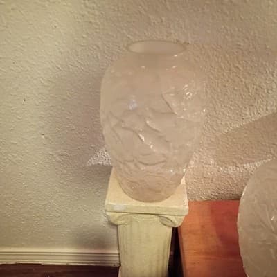 asis Phoenix Consolidated Glass Dogwood Frosted Art Deco Vase