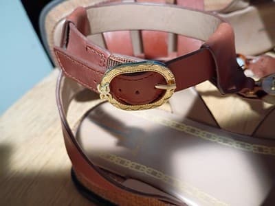 Sam Edelmon Wedged 3 Inch Ankle Strap Sandle With Gold Hardware - Thumbnail 7