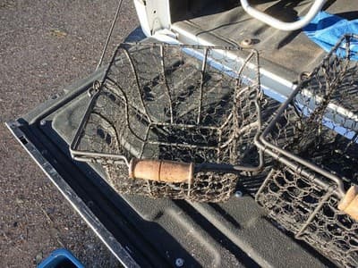 Rustic Large Heavy Wire Farmhouse Basket With Wooden Handles, 16” - Thumbnail 5